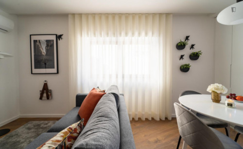 Lovely 1-bedroom apartment near Parque Da Ponte - Gallery - 15