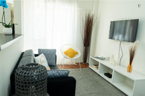 Welcoming 2-bedroom apartment in Benfica