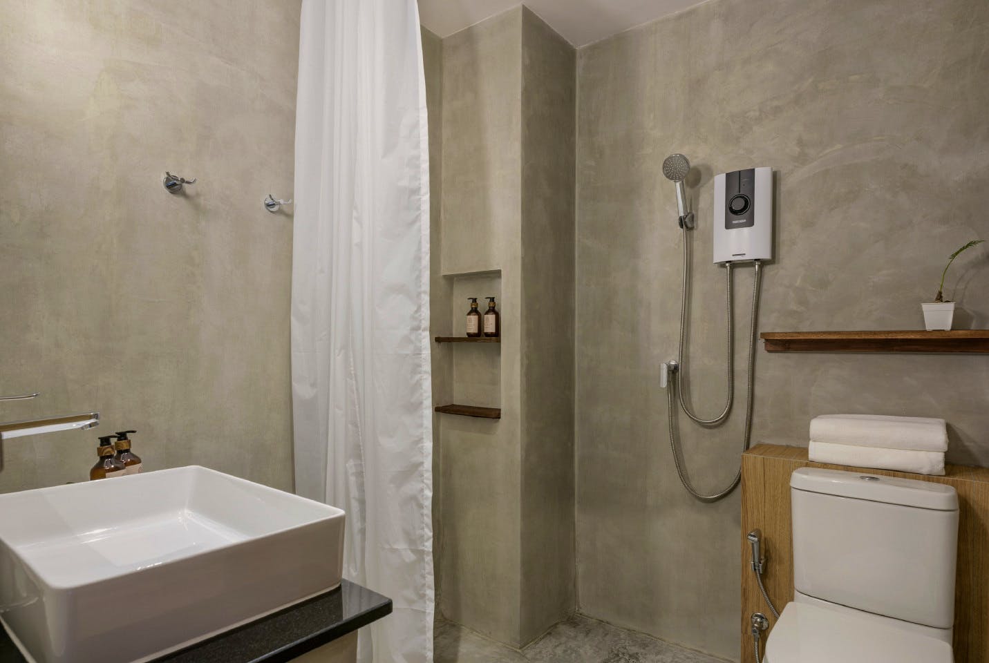  Green Studio  -  Gorgeous hotel near Wat Pa Khlong Kung Residence  - Gallery -  6