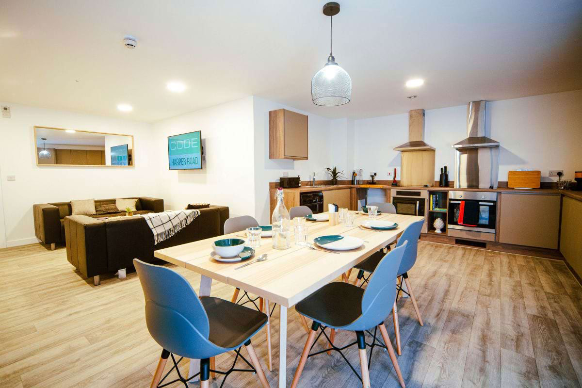 Riverside En-Suite Plus - CODE Harper Road - Gallery - 2