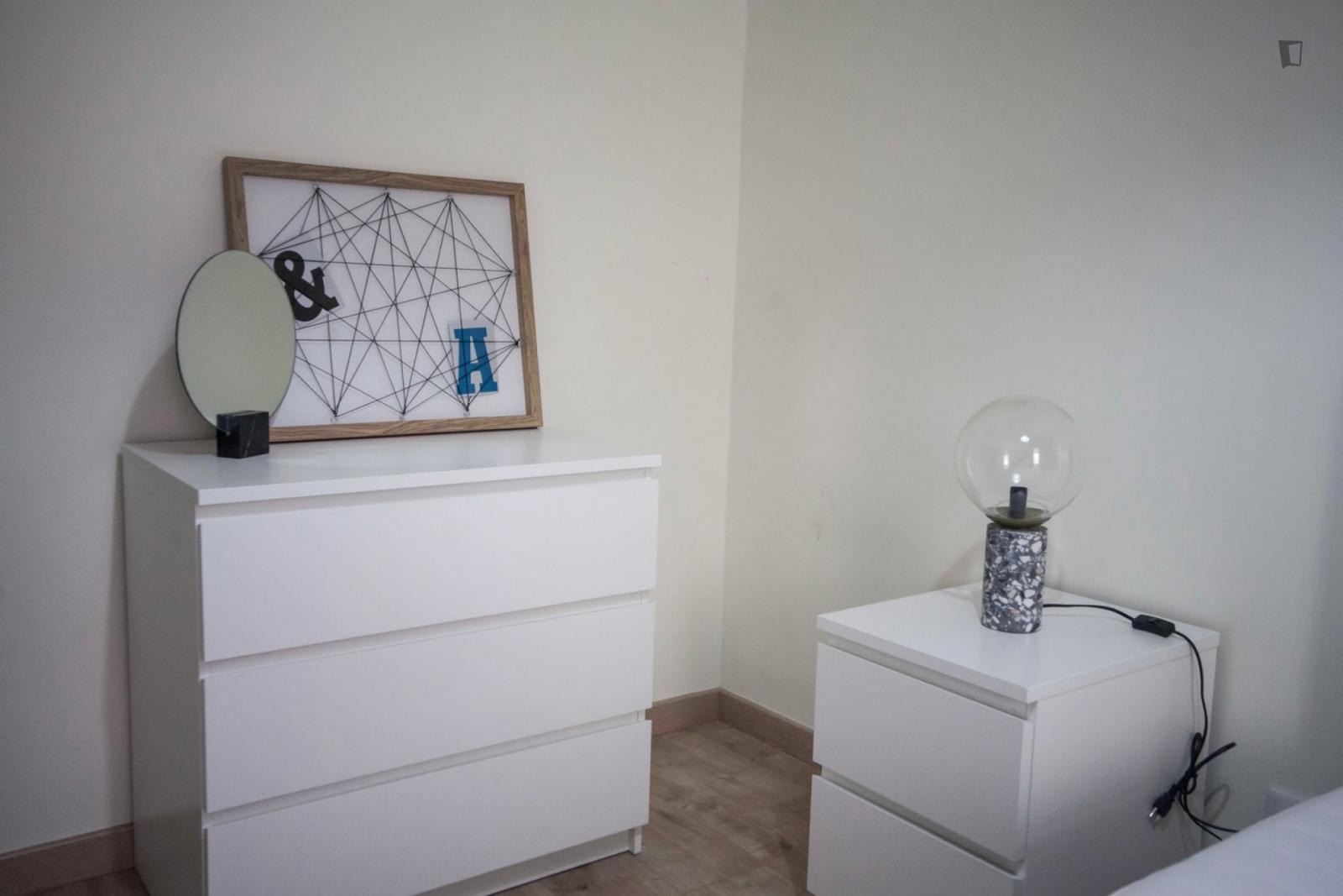 Appealing Single Bedroom - Appealing single bedroom - Gallery - 1
