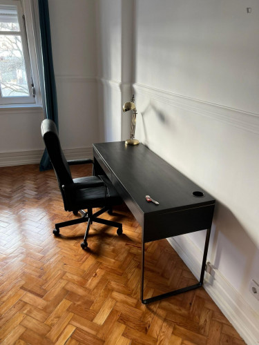 Appealing single bedroom