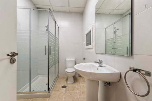 Cool double bedroom in Alicante Centro - Gallery - 6