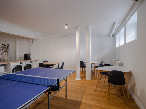 Renovated Stunning Complex w/ Workspaces + Terrace + Table Tennis