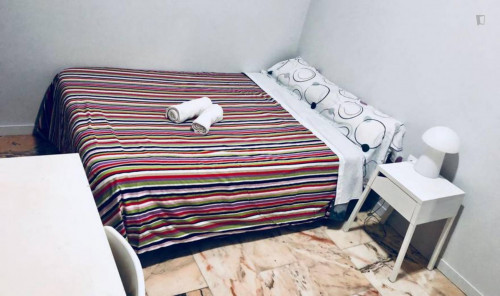 Comfortable single bedroom near Campus Ramón y Cajal US