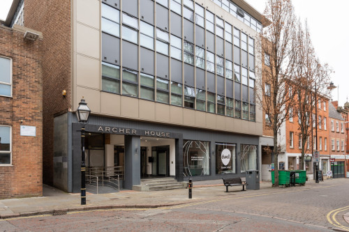 Archer House - Gallery - 11