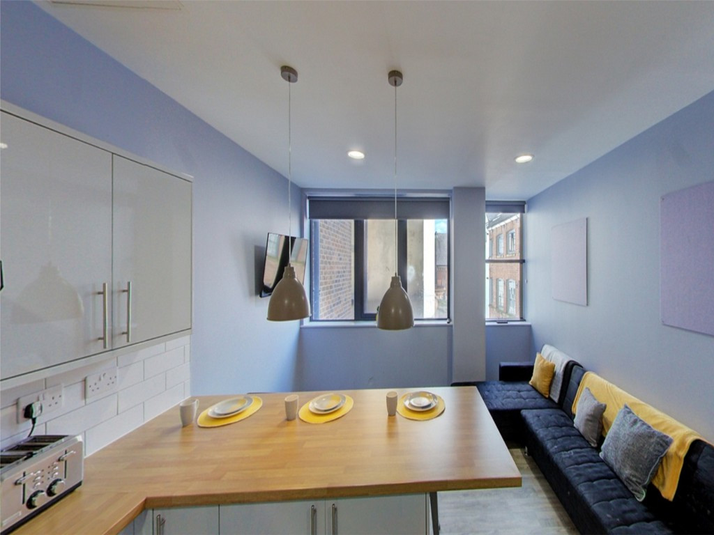 Gold En-Suite - Archer House - Gallery - 35