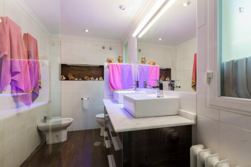 Room in an impressive house, near the University Campus, Albaicín in the center of Granada. - Gallery - 12