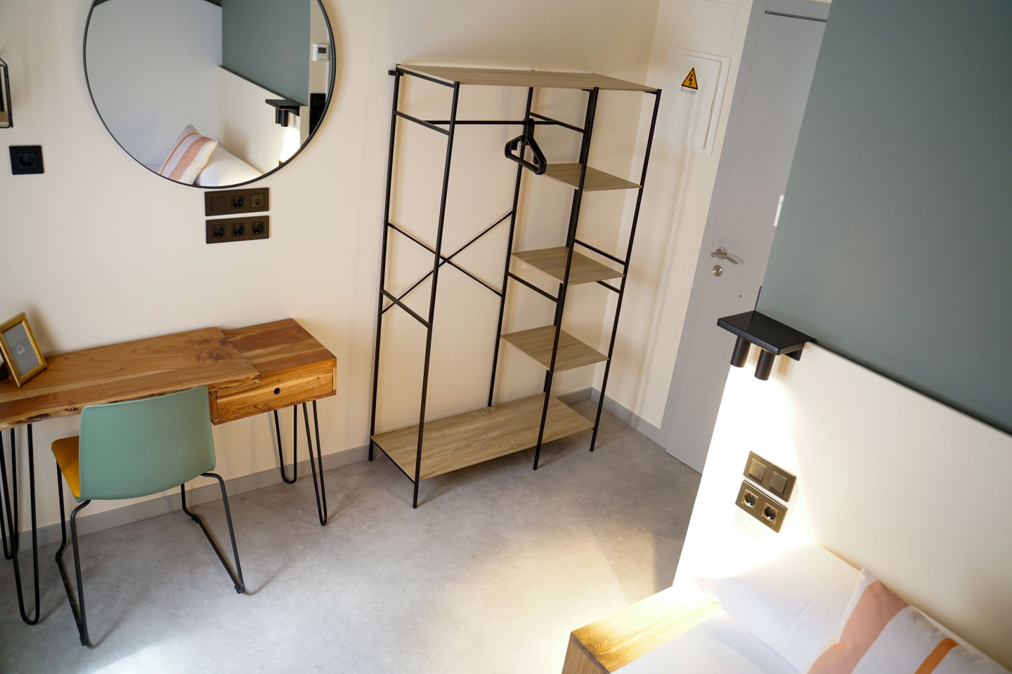  Single Room  -  Modern Coliving Experience in the Heart of Historic Santiago de Compostela  - Gallery -  11