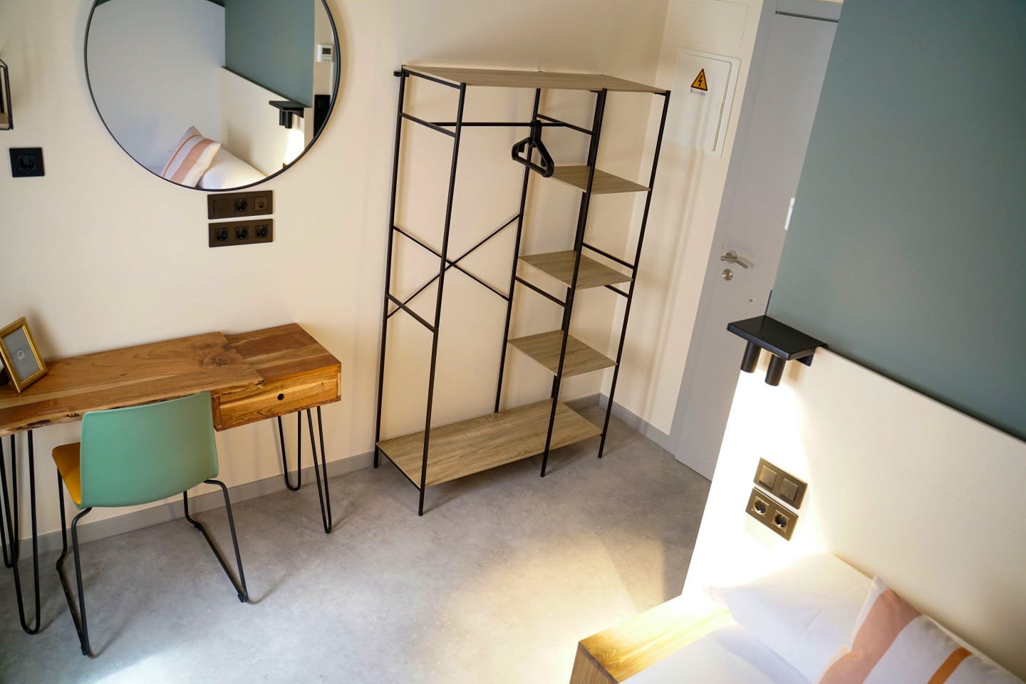  Single Room  -  Modern Coliving Experience in the Heart of Historic Santiago de Compostela  - Gallery -  14