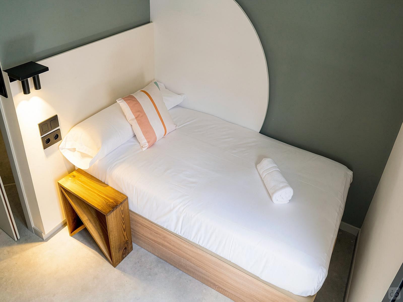  Single Room  -  Modern Coliving Experience in the Heart of Historic Santiago de Compostela  - Gallery -  4