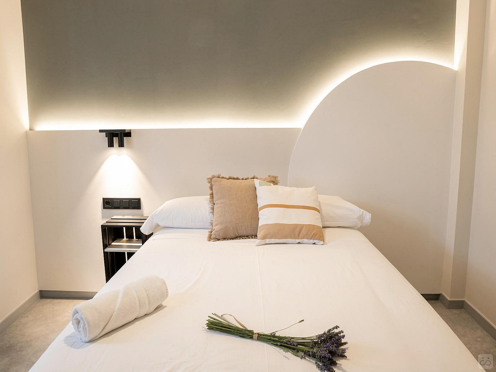  Double Room  -  Modern Coliving Experience in the Heart of Historic Santiago de Compostela  - Gallery -  4