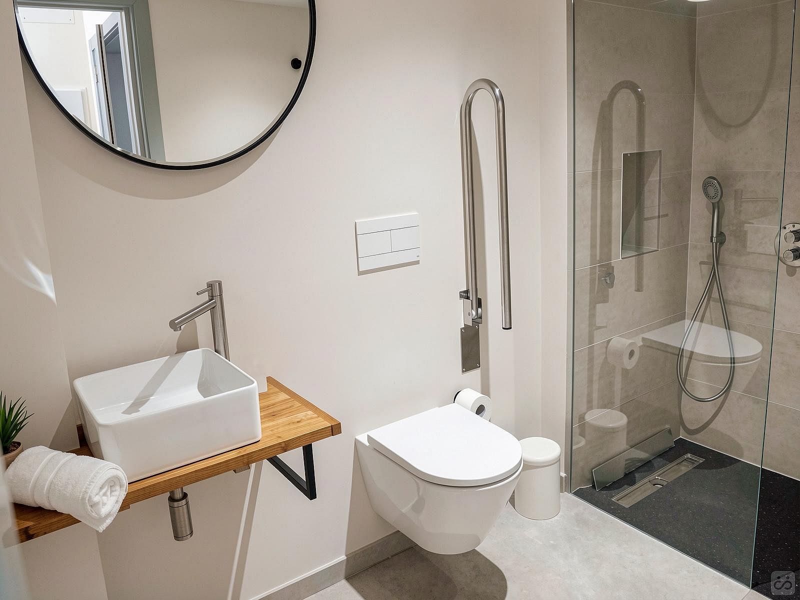  Double Room  -  Modern Coliving Experience in the Heart of Historic Santiago de Compostela  - Gallery -  2