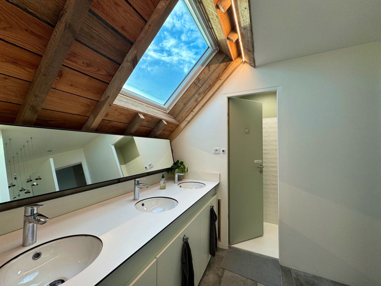 Single Cabine - Stylish house near Haut Lion Bus Stop - Gallery - 14