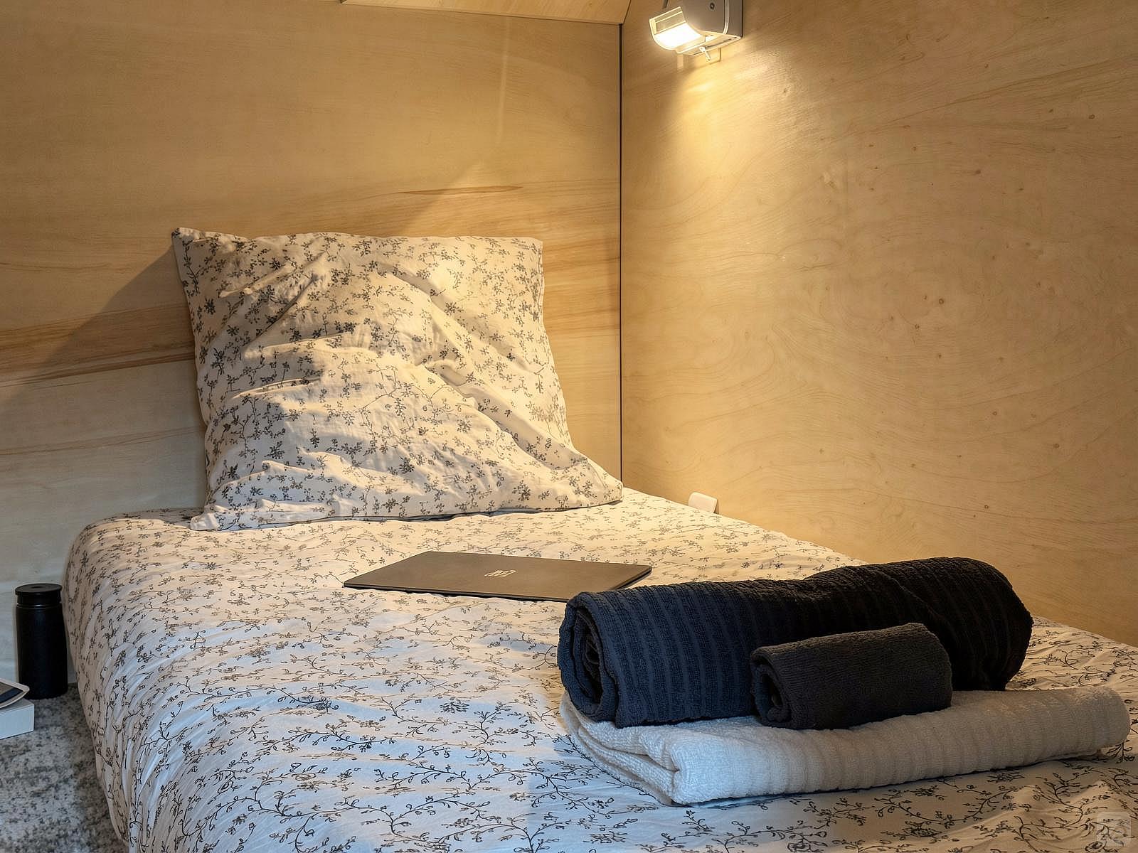  Single Cabine Premium  -  Stylish house near Haut Lion Bus Stop Residence  - Gallery -  8