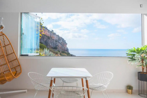 Modern Studio with Beach view close to Praia da Califórnia  - Gallery -  5