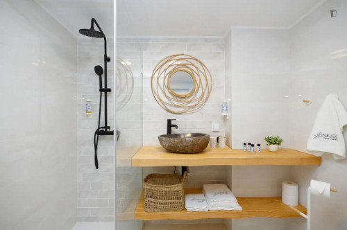 Modern Studio with Beach view close to Praia da Califórnia - Gallery - 9