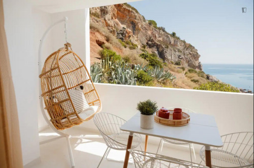 Modern Studio with Beach view close to Praia da Califórnia - Gallery - 11
