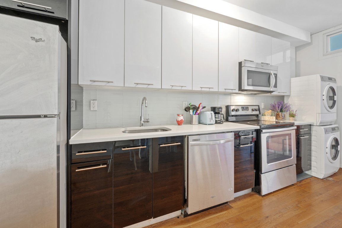 Regular Private Room  -  Lorimer Williamsburg Home  - Gallery -  9