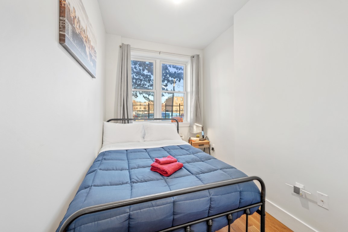  Regular Private Room  -  Lorimer Williamsburg Home  - Gallery -  7