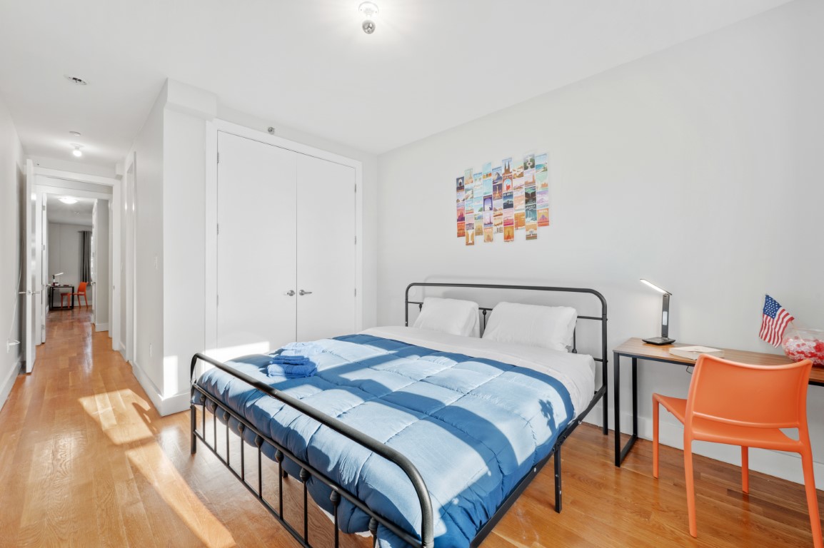  Suite + Bathroom  -  Lorimer Williamsburg Home  - Gallery -  7