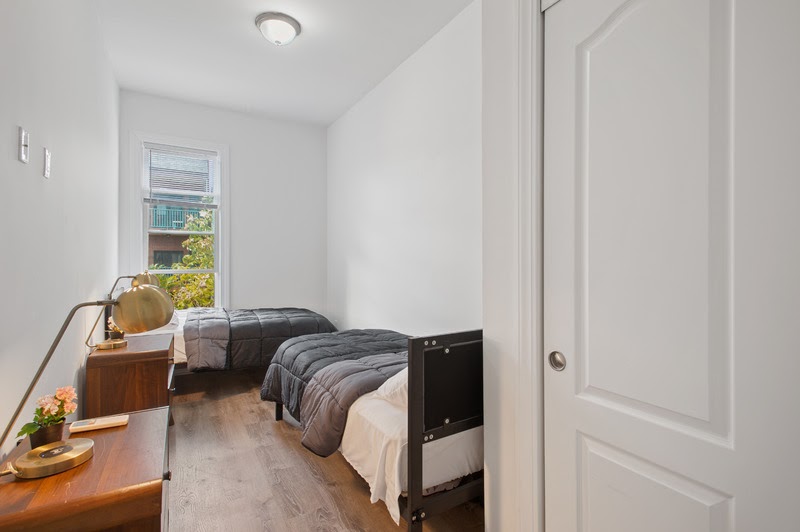 Shared 2 Single Beds Room - Cornelius Bushwick Home - Gallery - 2