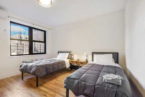 Park Avenue East Home