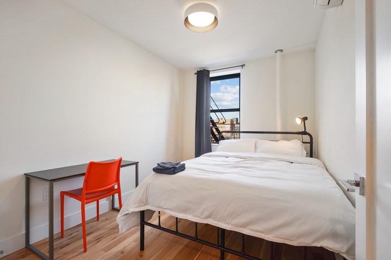  Private Room  -  Park Avenue East Home  - Gallery -  12