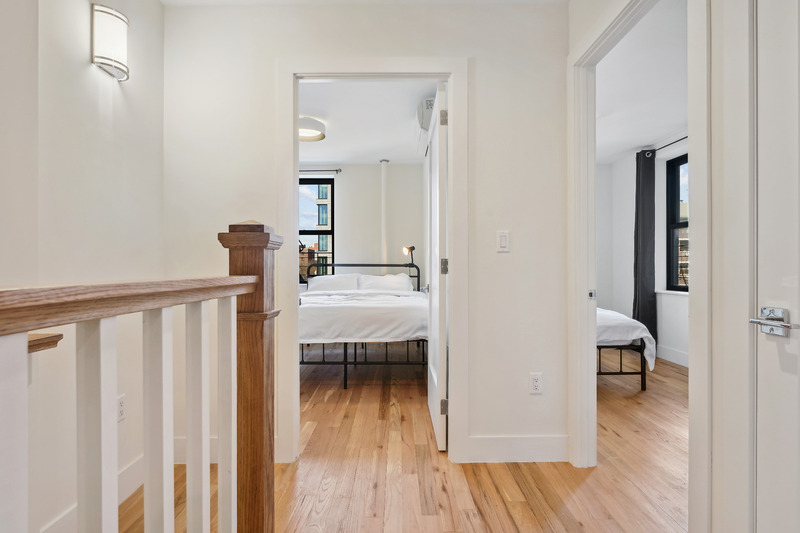 Private Room  -  Park Avenue East Home  - Gallery -  15