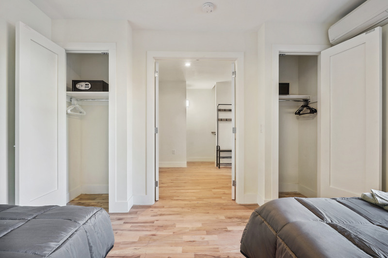 2-People Shared Female - Park Avenue East Home - Gallery - 2