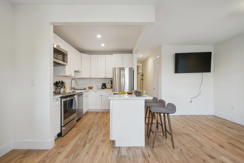  2-People Shared Male  -  Park Avenue East Home  - Gallery -  8