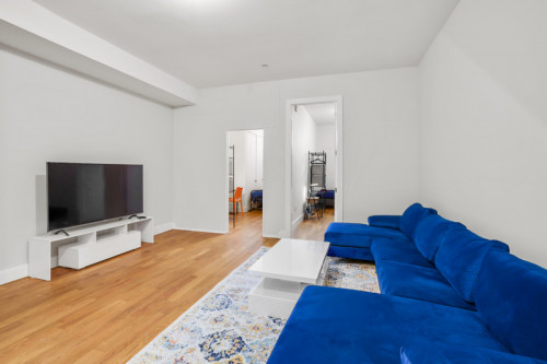 Williamsburg Meserole Home  - Gallery -  3