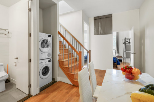 Williamsburg Meserole Home  - Gallery -  5