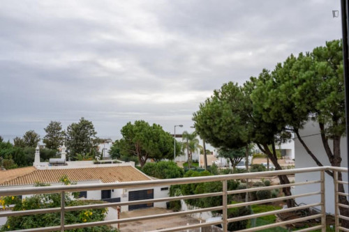 Very elegant 5-bedroom house in Olhos de Água - Gallery - 8
