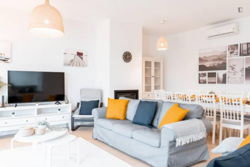 Very elegant 5-bedroom house in Olhos de Água - Gallery - 32
