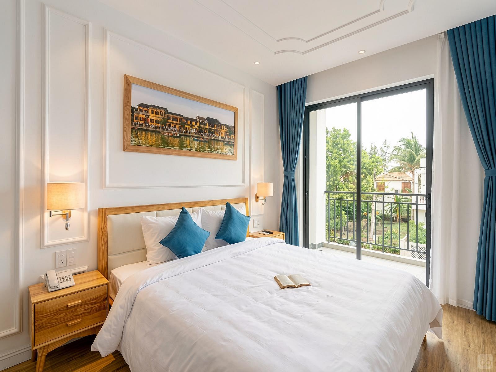 Queen Room - Gorgeous villa 2 km from the stunning Cua Dai Beach - Gallery - 86