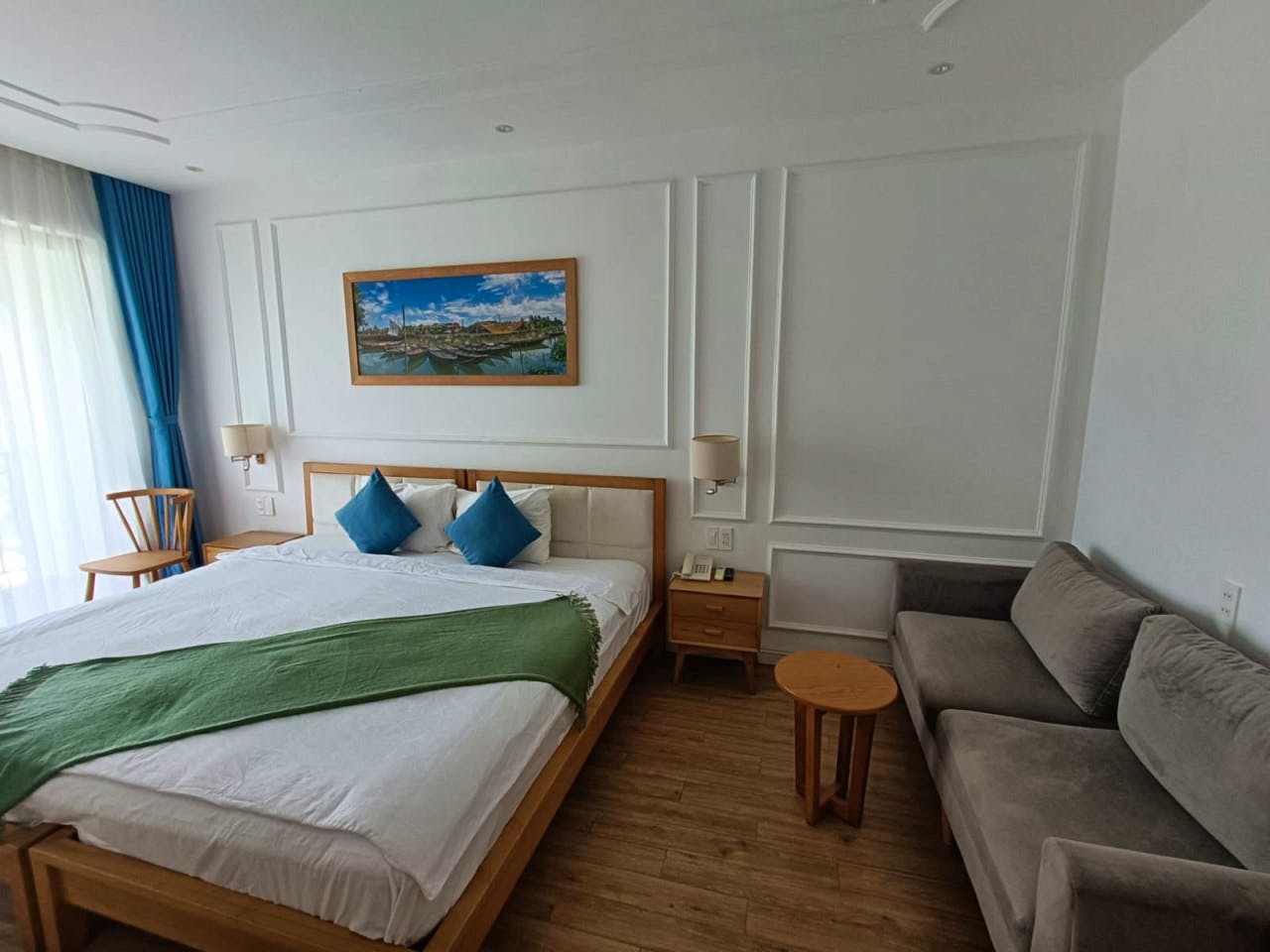 Queen Room - Gorgeous villa 2 km from the stunning Cua Dai Beach - Gallery - 28