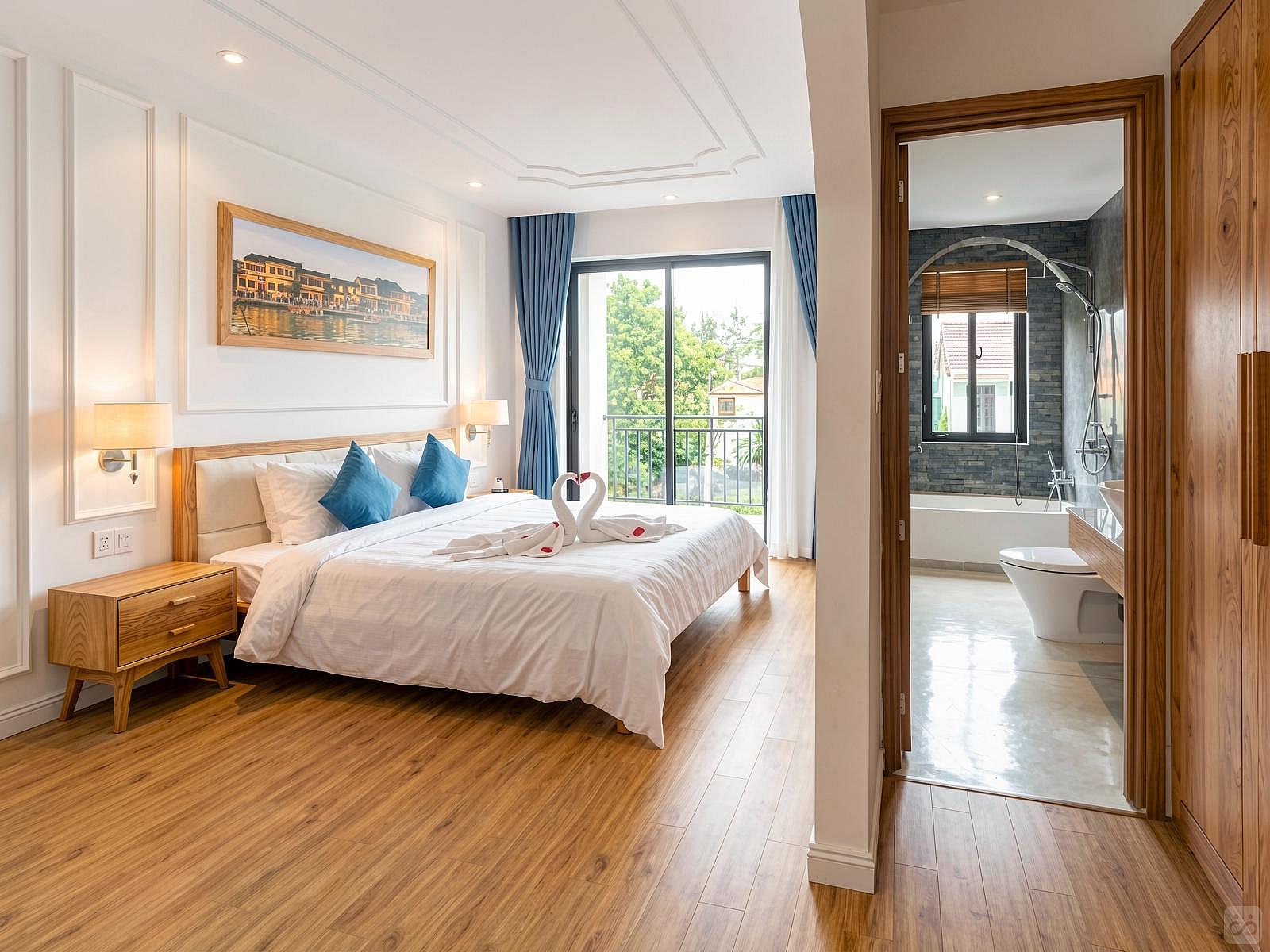 Queen Room - Gorgeous villa 2 km from the stunning Cua Dai Beach - Gallery - 88