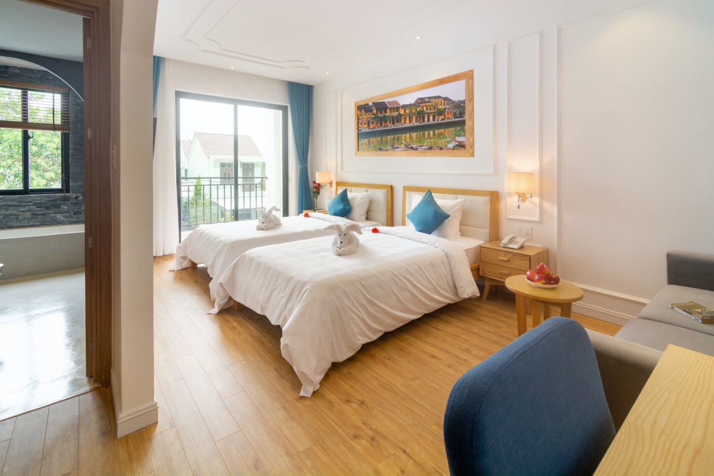 Twin Room - Gorgeous villa 2 km from the stunning Cua Dai Beach - Gallery - 2