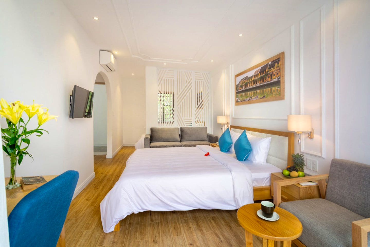 Triple Room - Gorgeous villa 2 km from the stunning Cua Dai Beach - Gallery - 17