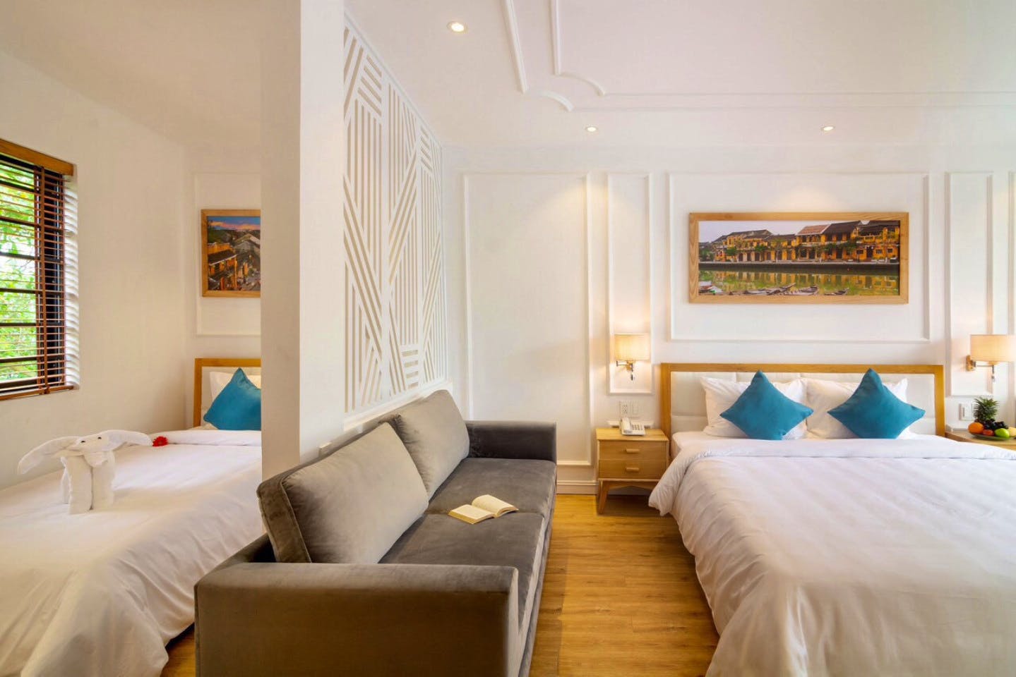 Triple Room - Gorgeous villa 2 km from the stunning Cua Dai Beach - Gallery - 16