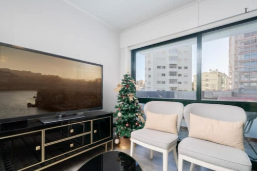 Elegant 4-bedroom apartment with balcony in the heart of Vila Nova de Gaia - Gallery - 15