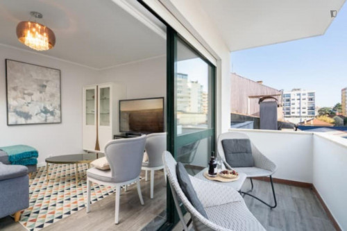 Elegant 4-bedroom apartment with balcony in the heart of Vila Nova de Gaia - Gallery - 12