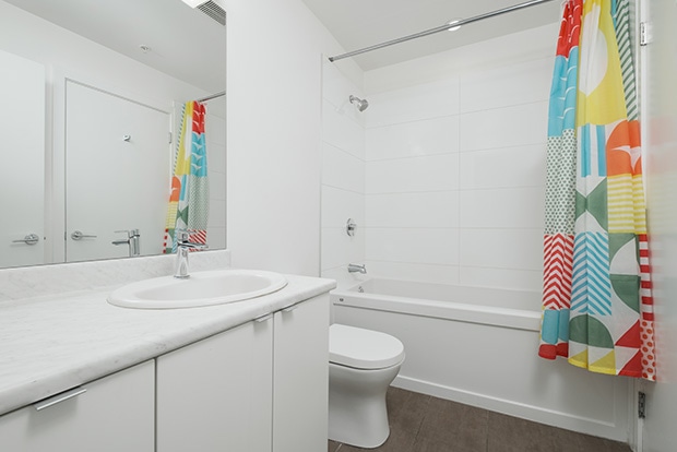  Premium Shared Bedroom  -  GEC Burnaby Heights  - Gallery -  6