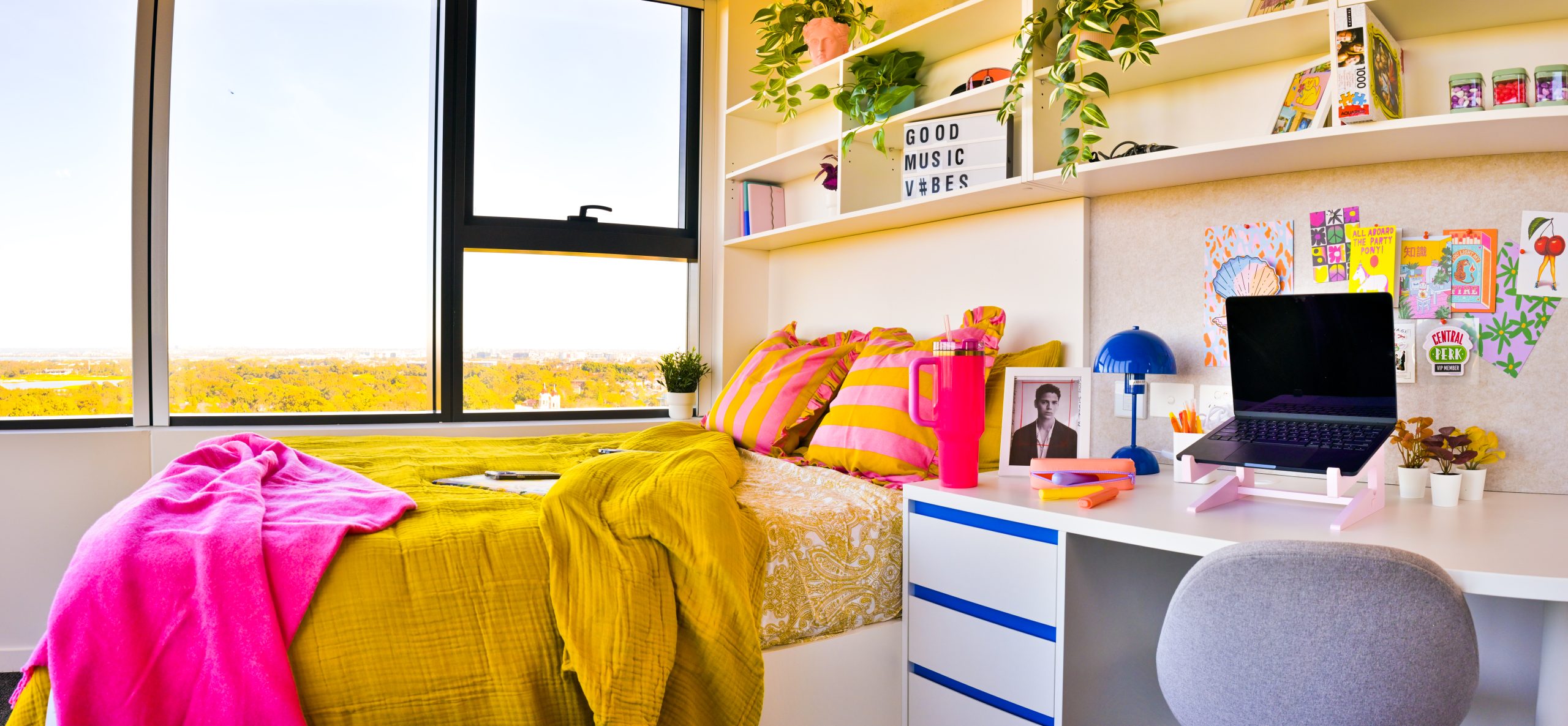 Double Bed, 2 Bed Apartment, High Floor - Scape Kingsford - Gallery - 2