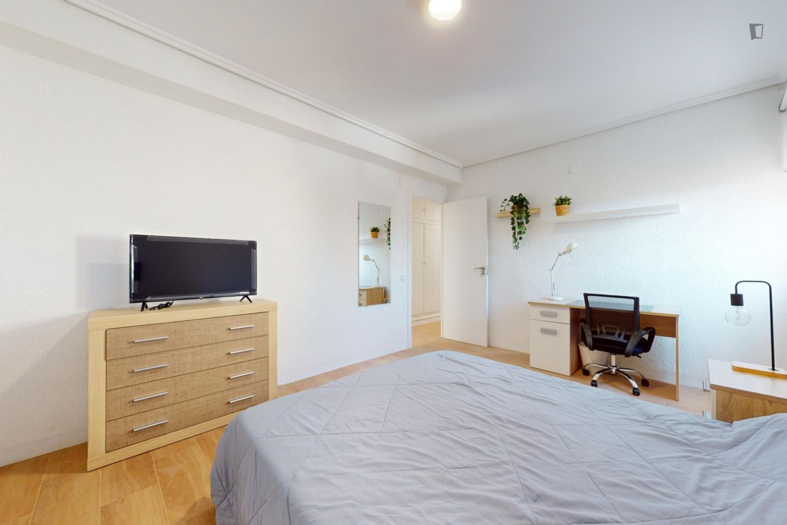  Attractive Single Bedroom  -  Attractive single bedroom  - Gallery -  1