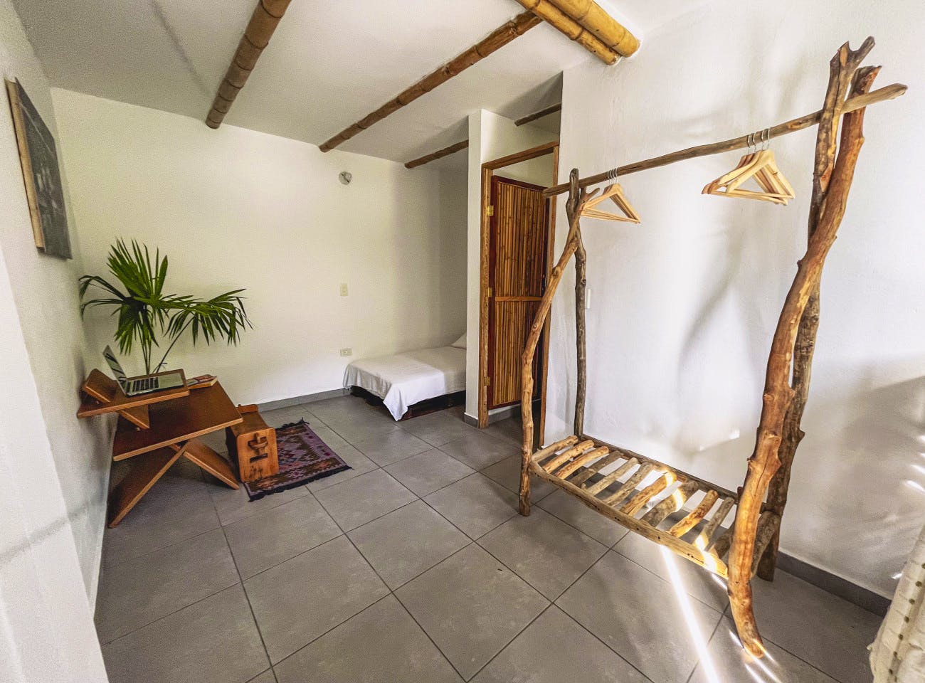  Single  -  Gorgeous house promoting healthy lifestyle w/ breakfast and dinner included.  - Gallery -  10