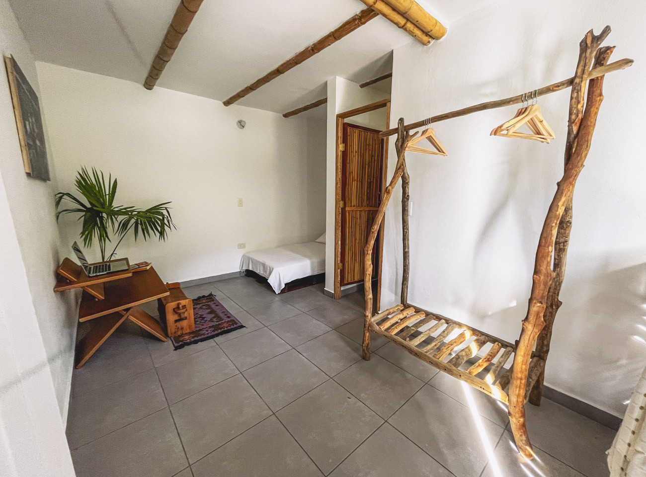  Single  -  Gorgeous house promoting healthy lifestyle w/ breakfast and dinner included.  - Gallery -  8