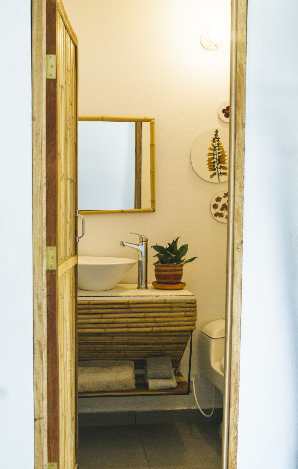  Single  -  Gorgeous house promoting healthy lifestyle w/ breakfast and dinner included.  - Gallery -  7