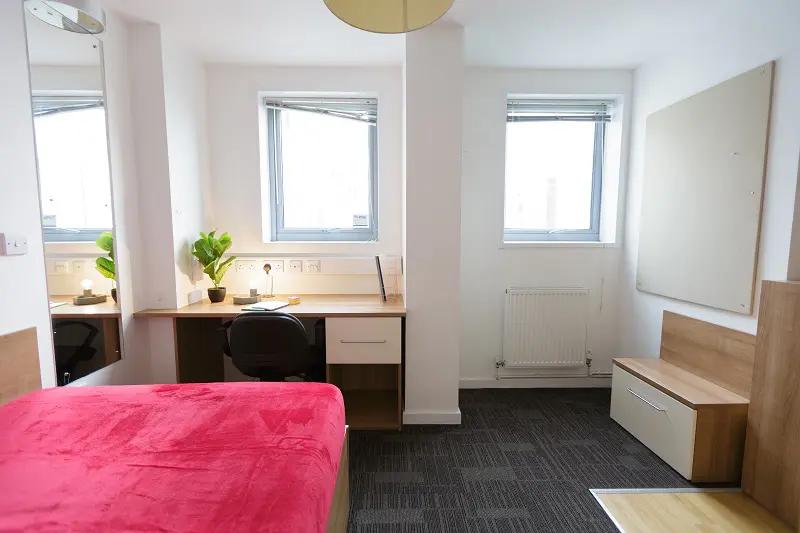  Silver EnSuite  -  AXO Islington  - Gallery -  6